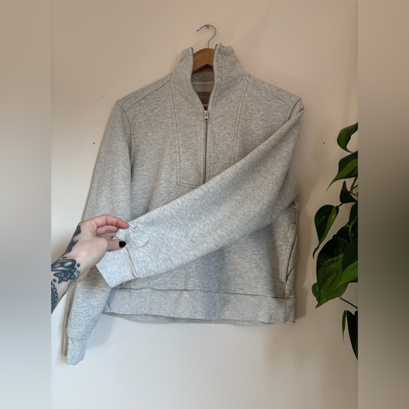 Everlane The Track Half-Zip Pullover in stone - Picture 4 of 7